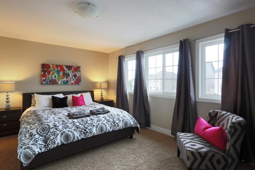 Boardwalk Homes - Executive Townhomes Kitchener Cameră foto
